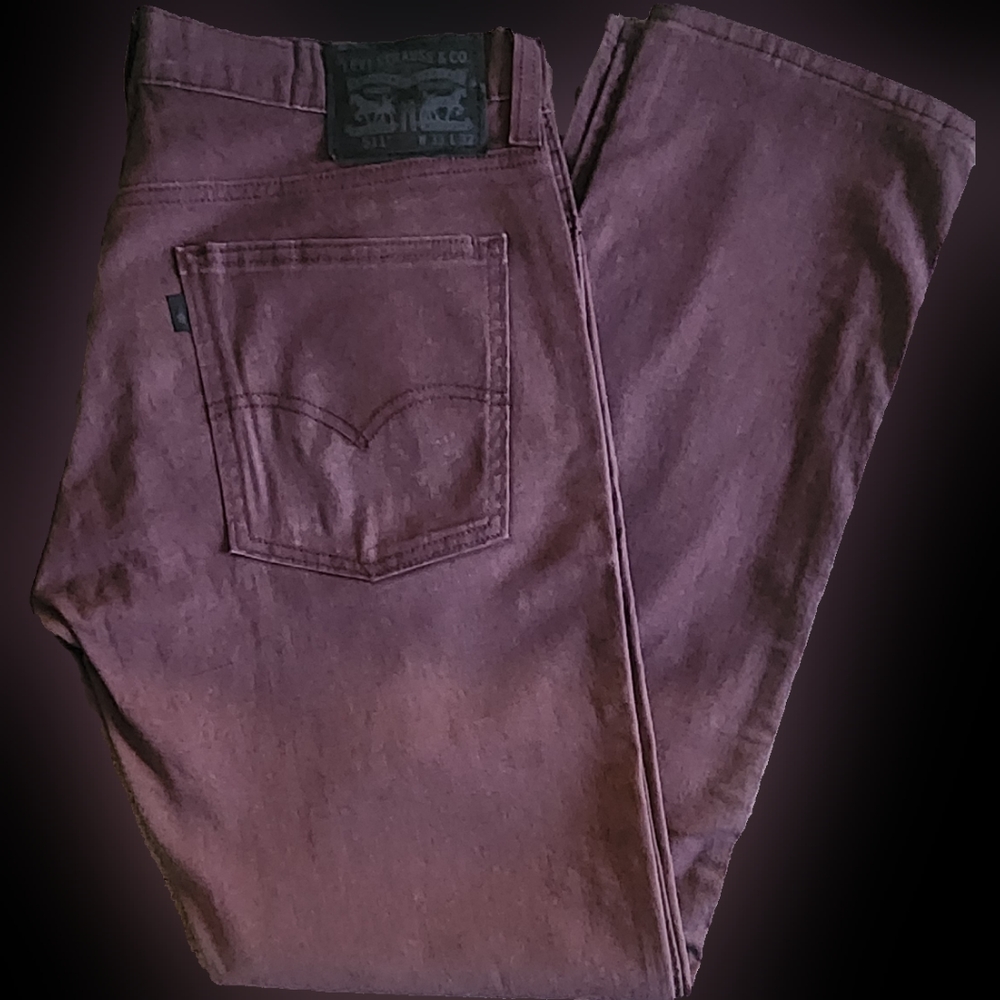 Mens Levi's 511 Size 33x32 Color-Maroon.
